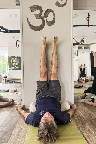 Posture de Yoga Iyengar au Studio K